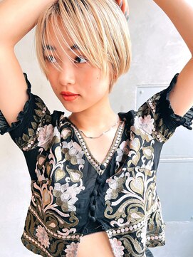 アルテ(ARTE) 【ARTE表参道/青山】大人可愛いヘルシーレイヤーミディアム