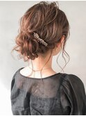 ★三つ編みヘアセット結婚式大人ガーリーシニヨン#095d1203