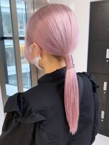 ベレーザ 渋谷(BELEZA)&nbsp;6512ミルクティーピンクハイトーンカラーハイライトポニーテール