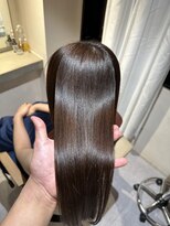 リラエ(Lyrae)&nbsp;縮毛矯正/髪質改善/美髪カラー/トリートメント【大阪/西梅田】