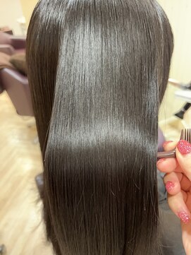 ルイマダーナ 栄店(LOUIMADNA) 艶サラストレート 橋本純奈