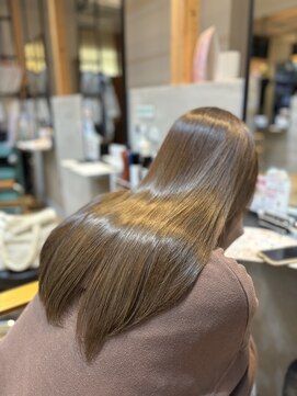 リラ(lilas) 30代/40代/50代髪質改善トリートメント