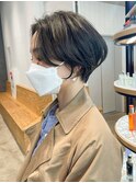 美髪くびれヘアショートおくれ毛_ba383371