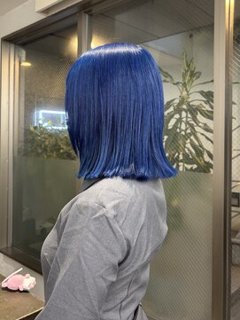レコ 渋谷(LECO) ハイトーンコバルトブルー切りっぱなしミディアム