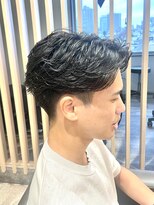 ハレ ヘアサロン(Hale hair salon)&nbsp;【Hale】ブルーブラック/スパイキーショート/フェザーパーマ原宿