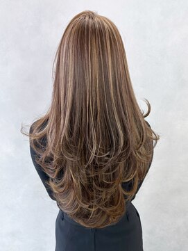 アルバム 銀座(ALBUM GINZA) ロング顔周りレイヤーくびれヘア美髪韓国ヘア_ba551711