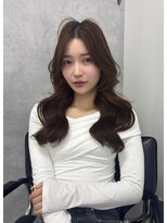 リラ バイ ミラ 新宿(LILA by MILA)&nbsp;韓国レイヤーカット/ブリーチなしブラウンカラー/髪質改善