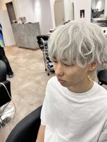 アルメリア 池袋(Arumeria) ホワイトカラーケアブリーチ波巻パーマ