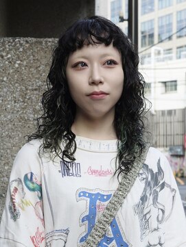 ネロ ヘアアンドライフストア 渋谷(NERO HAIR AND LIFESTORE) 【倉田真希】ロング　ブリーチパーマ　スパイラルパーマ　オン眉