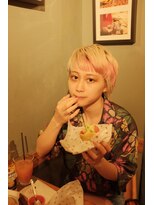 ヨナサン(Yona Saint)&nbsp;ブリーチ・ホワイトピンク