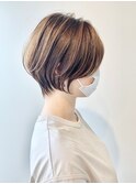 ◇ショートボブホワイトグレージュミニウルフチェリーブラウン