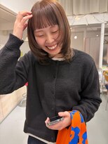 ハイ(HI) レイヤー×ベージュカラー