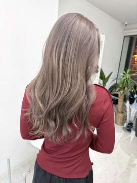 シック(CHIC) ダブルカラー/ミルクティーグレージュ/顔まわりレイヤー