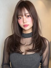 ヴェイン 渋谷(vain) アッシュカラー 透明感カラー 20代 ロングレイヤー 韓国ヘア