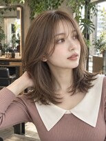 ウト(Uto)&nbsp;レイヤーカット/グレージュ/メテオ髪質改善/韓国風/四条烏丸