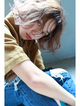 クロム バイ リエット(Chlom by Lietto) Chlom ☆立体感アクティブハイライトベージュ　TEL 0364574337