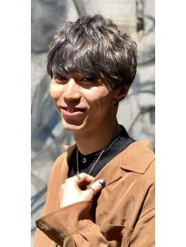 ウル(Ulu) #束感グレーアッシュ