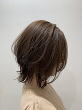 ラ ブーケ 御器所店(La Bouquet) 前下がりミディアムレイヤー