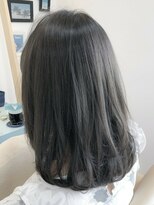 リベラ(LIBERA)&nbsp;「ブリーチなし」で作る透明感ブルージュ《TARO》