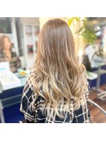 ヘアースタジオ ハーフバック 高尾店(HAIR STUDIO HALF BACKS×１/2)&nbsp;ナチュラルロンググラデーションカラー