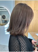 ミルクティーカラー_前髪パーマ_ぱっつん前髪