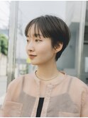 ショート ショートボブ ハンサムショート 前髪 暗めカラー