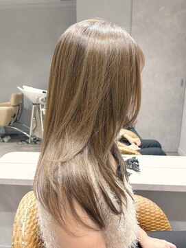 ティエラ 原宿 表参道(Tierra) 【Tierra美侑】イルミナカラー透明感抜群ミルクティーベージュ