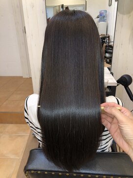 アコンプリッシュ 代官山 恵比寿(accomplish) クリスタルミネコラ