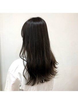 e.m.a プレミアムビューティーサロン 栄駅店(e.m.a PREMIUM BEAUTY SALON) ナチュラルスタイル