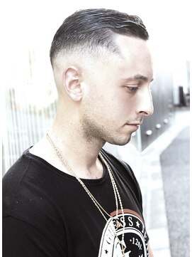 ジジバイワースホワイル(jiji by WORTH WHILE) 外国人風スキンフェード