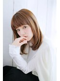 ラウンドバングのナチュラルストレート