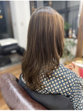 キイヒ(kiihi) 白髪染めにハイライト