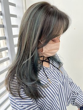 ジーナ 福岡天神(Zina) Green highlight