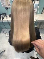 リーホリエ(Lee Horie)&nbsp;ブリーチ毛にも髪質改善ストレート