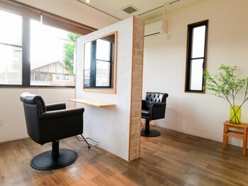 ヤード(YARD)の写真/東京で13年の実力派stylistによる圧倒的な提案力が魅力☆周りから褒められるスタイルへ導きます。
