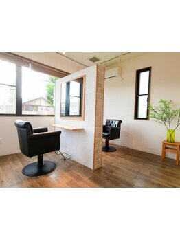 東京で13年の実力派stylistによる圧倒的な提案力が魅力☆周りから褒められるスタイルへ導きます。