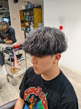 コワファーストナガサキシャンプーボーイ(COIFF1RST NAGASAKI SHAMPOO BOY) アンブレラカラー×シルバーグレー