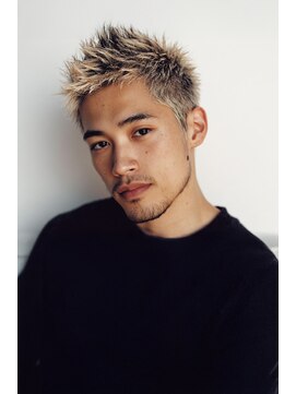 アーツリタ 町田(arts lita) ★フェザーパーマ×ハイトーンスパイキーショート