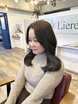 リエル(Liere) くびれヘア×透明感◎グレージュ【髪質改善】