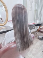・一番人気！透明感ならイルミナカラー♪