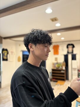 バーバーズ ミックスアップ(BARBERs MiXXUP) シャドウパーマ