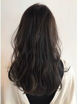 ヴェイン(VEIN)&nbsp;【VEIN青山】ダークベージュ アッシュ グレー セミロング