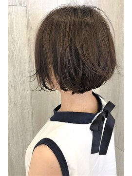 モードケイズ 宝塚店(MODE K's) 暗髪アッシュ小顔前下がり切りっぱなしボブ☆