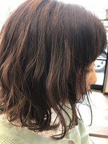 ティーブリッジ ライフヘア(T.BRIDGE lifehair) 淡ピンクグレージュのラフカール