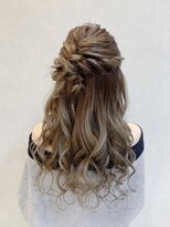 リフレアンドケア ミチ 幸町店(refre&care MICHI)&nbsp;ハーフアップアレンジ