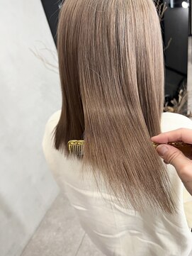 ウィクシー(wixy) アッシュベージュ