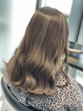 エイト 北千住店(EIGHT) 透明感のある暗髪