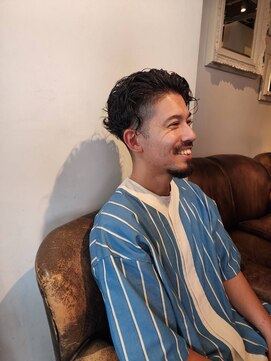 ブロック ジャポン(bloc japon) スパイラルパーマ刈り上げショート