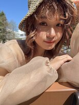 ディー(DEE)&nbsp;顔まわりレイヤースタイル