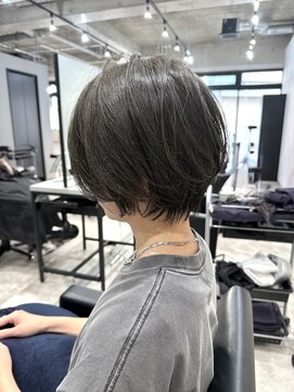 ネオ(neo.) ショート/長めショート/ショートボブ/グレーアッシュ